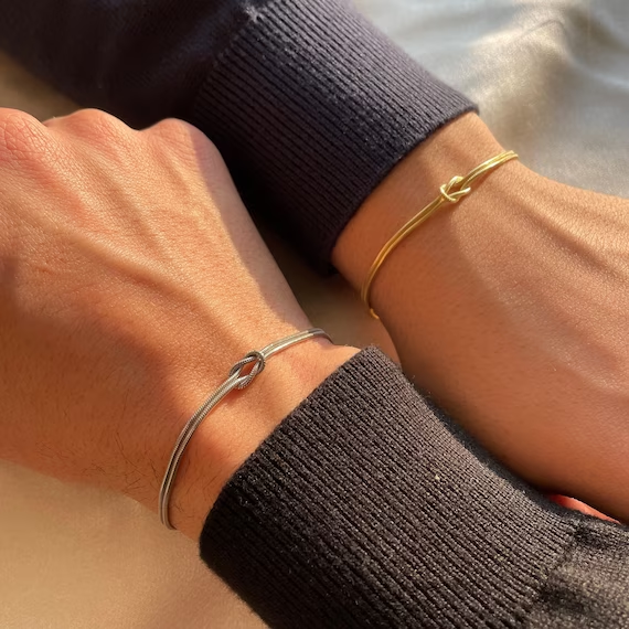 How to Style Infinity Couple Bracelets with Everyday Outfits